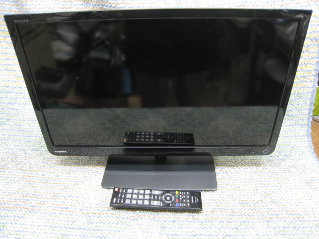 レグザ32型液晶テレビ